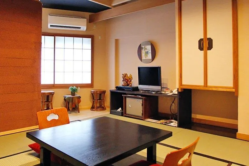 Masutomi Ryokan Hakone